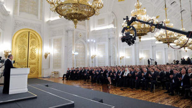 Обращение президента РФ В.Путина с ежегодным посланием к Федеральному собранию Обращение президента РФ В.Путина с ежегодным посланием к Федеральному собранию