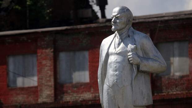 Памятники Ленину могут повсеместно демонтировать