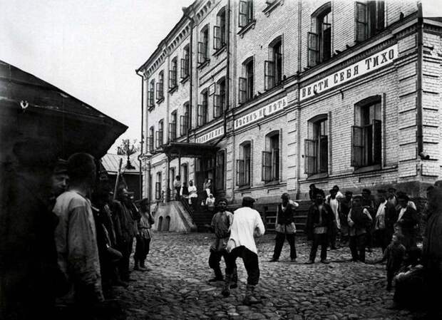 45 жанровых фотографий дореволюционной России