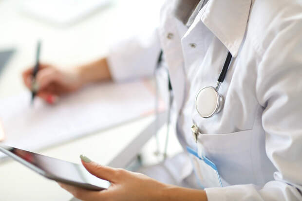 Как будут работать больницы Подмосковья на 23 февраля