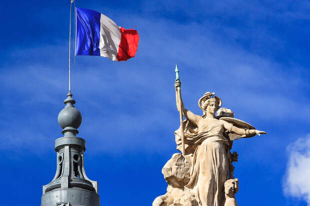 Минфин Франции: Париж готов найти лучший способ использовать доходы от активов РФ