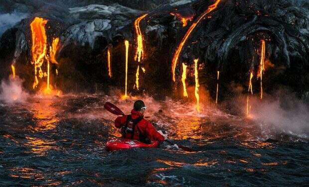 Спуск по огненной реке: захватывающее зрелище!