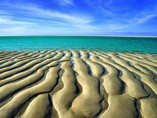 Удивительные пляжи с белоснежным песком