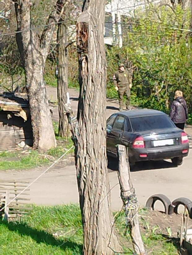 Донецк, 13 апреля 9-30