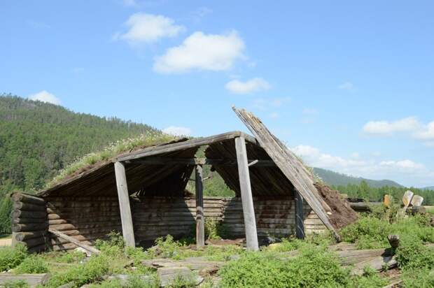 Карьер близ Байкала, где залежи мрамора старше озера
