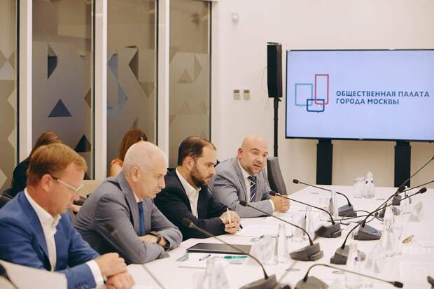 Баженов: необходимо усовершенствовать законодательство в сфере кибербезопасности. Автор фото:Пресс-служба Общественной платы Москвы