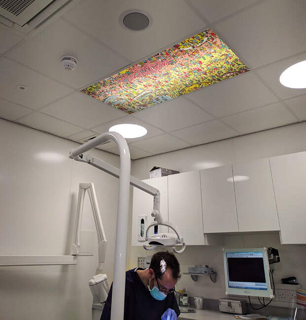 Цветной витраж на потолке в кабинете дантиста - залог спокойствия пациента во время приема нестандартно, оригинально, проблемы, решения
