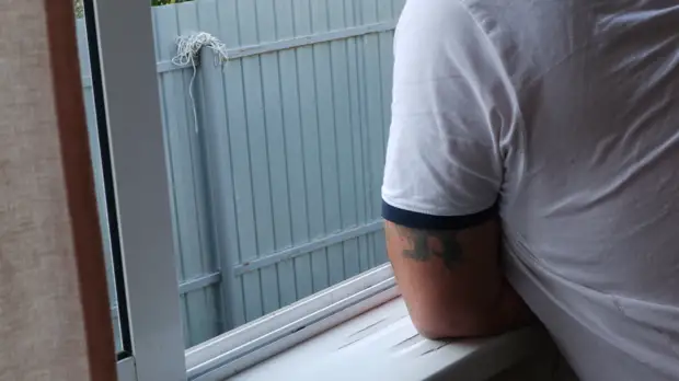 Ремонт пластикового подоконника, треснул, прожгли, сломали, вздулся, не ...