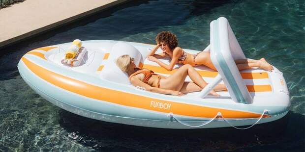 Надувная яхта за $200 – обязательная покупка летнего сезона