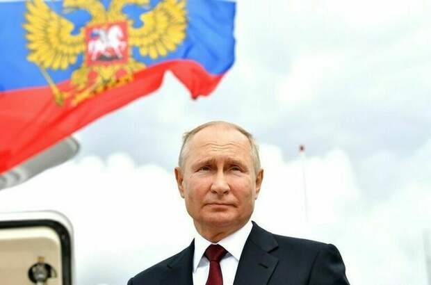 Путину предложат возглавить Набсовет новой молодежной организации
