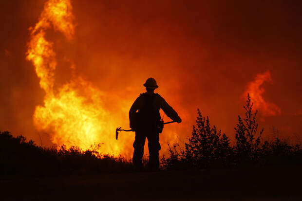 Ужасная красота пожаров в Калифорнии: 20 фото, которые невозможно забыть