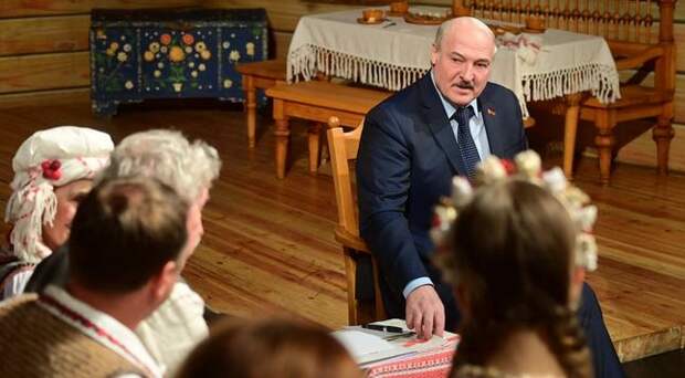Лукашенко: Буду продвигать национализм, чтобы белорусы не были русскими
