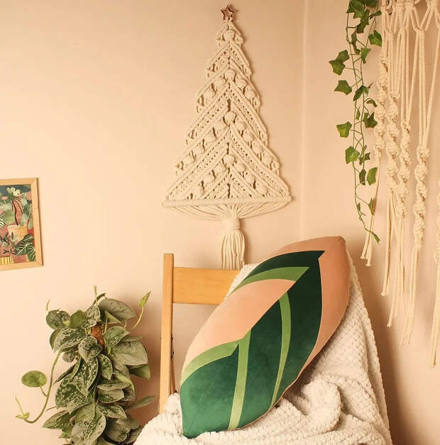 Гигантские листья растений, которые можно обнять: швейный блог недели