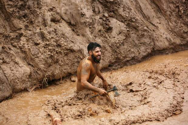Ежегодная гонка по грязи Run Mud в Тель-Авиве