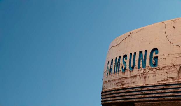 Компания Samsung представила новый смартфон среднего класса Galaxy M35 5G с большим дисплеем и современным процессором