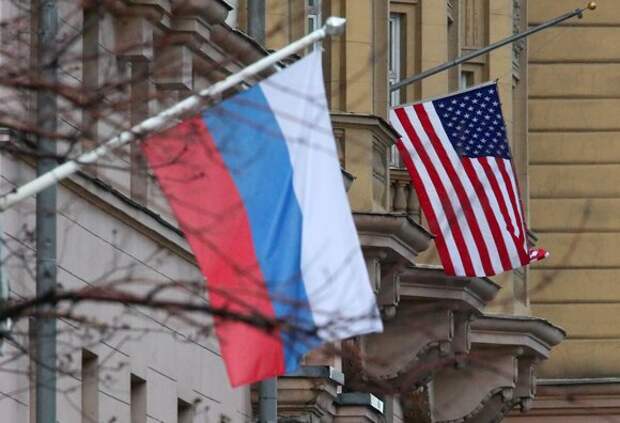 Лавров заявил, что РФ не будет инициатором в налаживании отношений с Западом