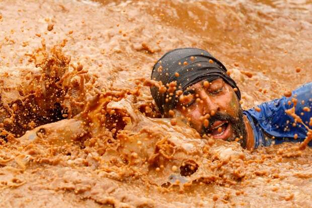 Ежегодная гонка по грязи Run Mud в Тель-Авиве