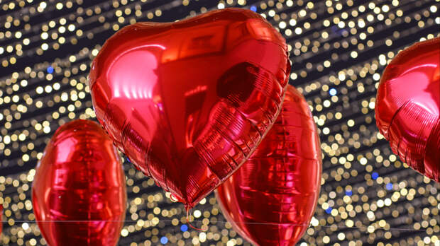 Прикосновения или слова? Знаки зодиака как языки любви