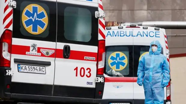 На Украине рассказали об уволившихся медработниках из-за коронакризиса