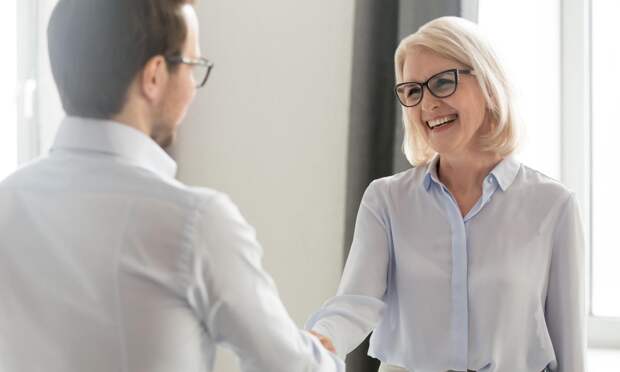 Не прикасайся ко мне: что такое гаптофобия, когда рукопожатие превращается в испытание