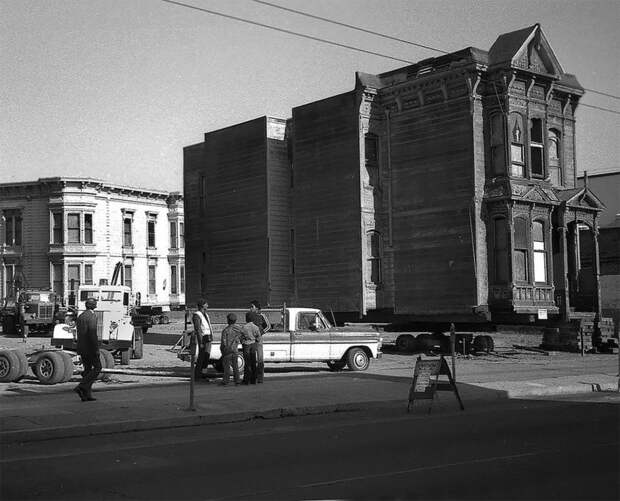 Блог - Как викторианские дома переезжали в Сан-Франциско в 1970-е годы Как викторианские дома переезжали в Сан-Франциско в 1970-е годы