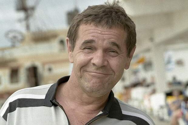 Алексей Булдаков хотел забрать сына, которого ему родила любовница