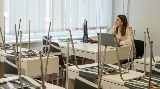 «Замедлить распространение инфекции»: Собянин объявил о продлении зимних каникул для школьников до 17 января