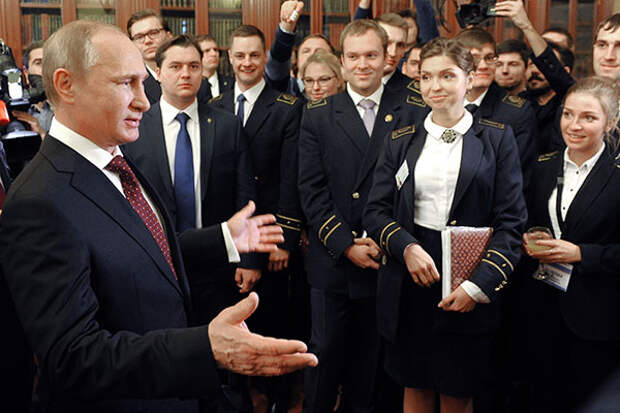 Владимир Путин во время встречи со студентами Национального минерально-сырьевого университета «Горный»