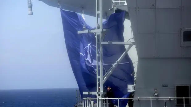 Посол России в Лондоне: НАТО ведёт военное освоение акватории Чёрного моря