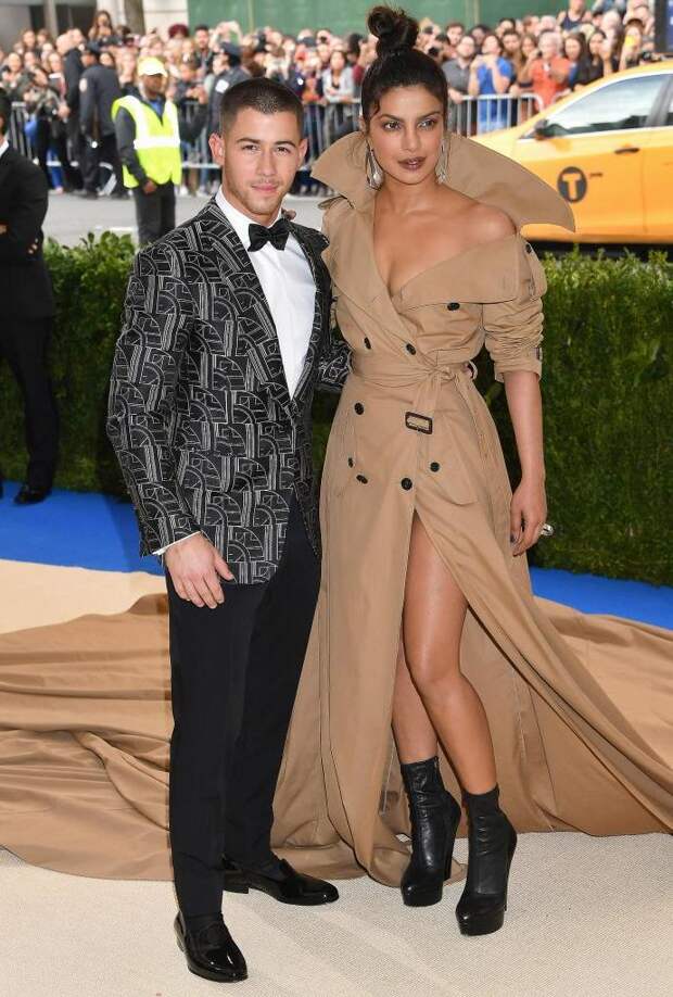 Испытание славой в семье Приянки Чопры и Ника Джонаса: кто у фанатов более популярен