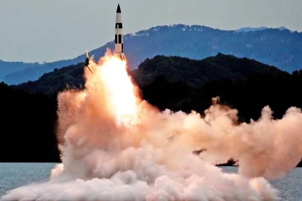 В Южной Корее сообщили о запуске нескольких баллистических ракет КНДР