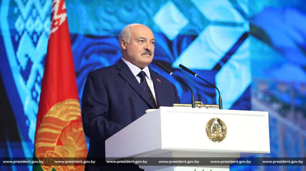 «В одном звене»: Лукашенко пришёл на первый матч Динамо Минск в плей-офф Кубка Гагарина