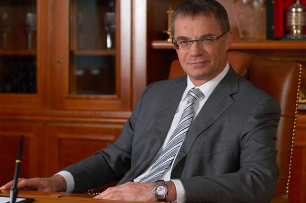 Председателю правления "Зенита" Медведеву стало плохо на церемонии "Герои РПЛ"