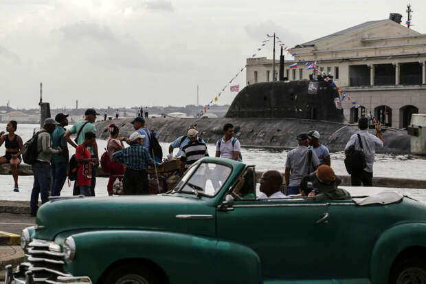 Песков назвал нормальной практикой прибытие военных кораблей РФ на Кубу