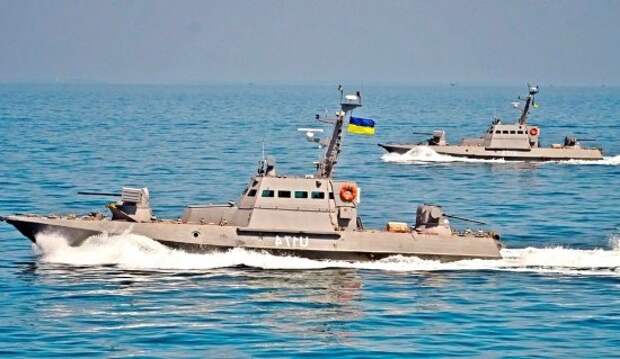 Украинский вице-адмирал признал бесполезность «москитного флота», сравнив его с ВМФ России