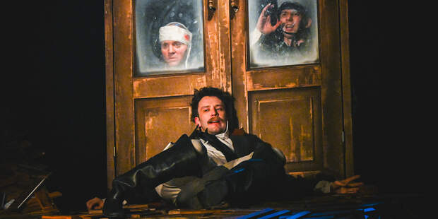 Карты, дуэли и власть: 8 спектаклей, которые понравятся мужчинам