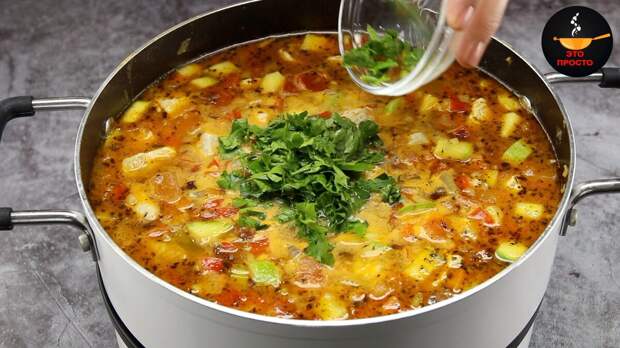 Такой суп вы точно ещё не ели! Яркий, красивый и вкусный! А какой он сытный и ароматный, ммм... К тому же суп с индейкой и овощами можно приготовить не только дома, но и на природе.-10-2