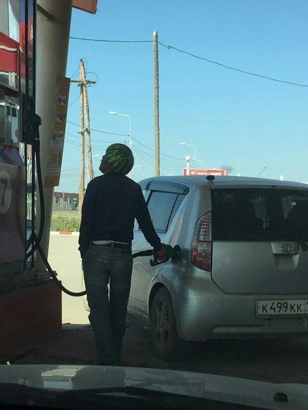 Нескучная работа на заправке
