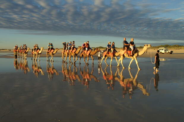 Пляж Кейбл Бич (Cable Beach). Австралия