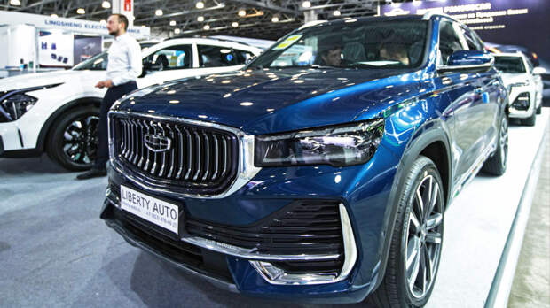 Импорт новых машин в Россию в марте взлетел на 40%