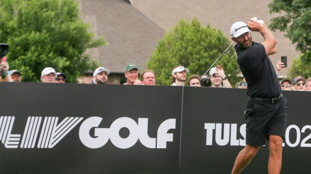 Dustin Johnson playing at LIV Golf event