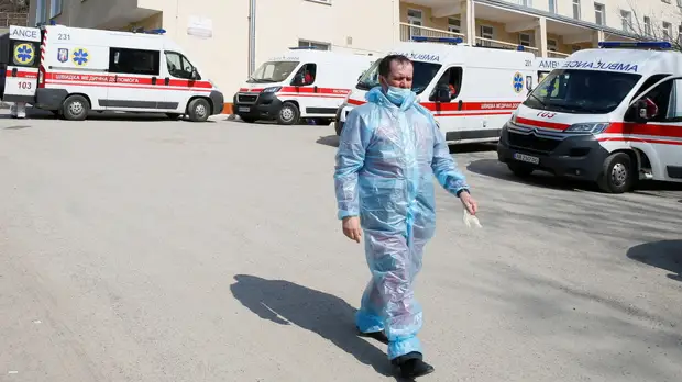 Число случаев COVID-19 на Украине за сутки возросло на 6813