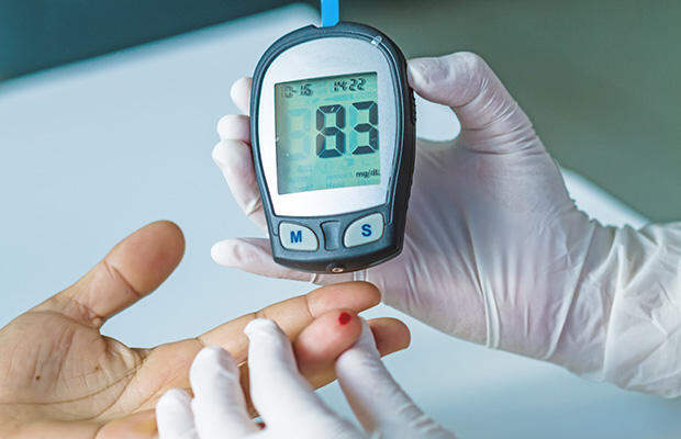 shutterstock_267975020-blood-sugar-pittawut_0