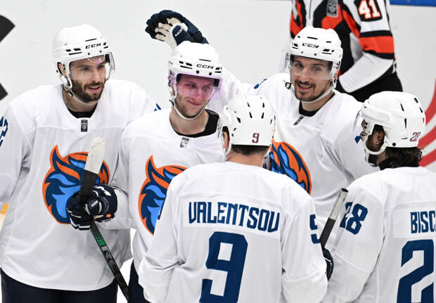 В клубе КХЛ «Шанхай Дрэгонс» рассказали о дате возвращения в Китай