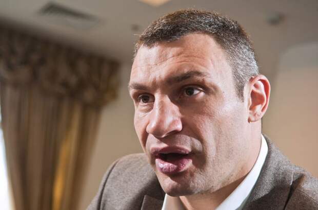 Позорное клеймо: политический клоун Кличко угрожает РФ немцами-русофобами Позорное клеймо: политический клоун Кличко угрожает РФ немцами-русофобами