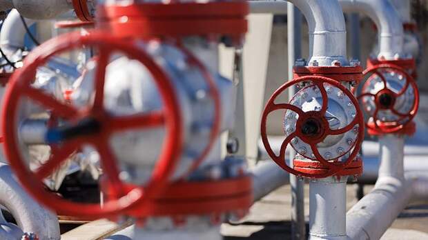 В ЕК прокомментировали исключение Венгрии из санкций США на нефть из России