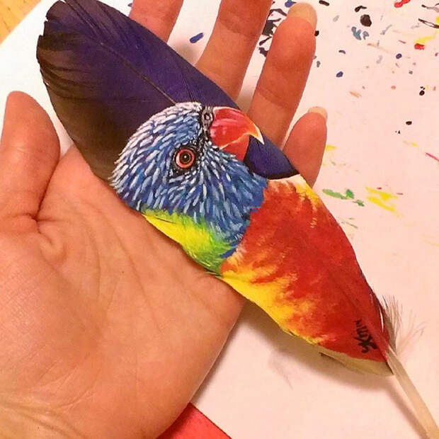 Реалистичный портрет птицы.