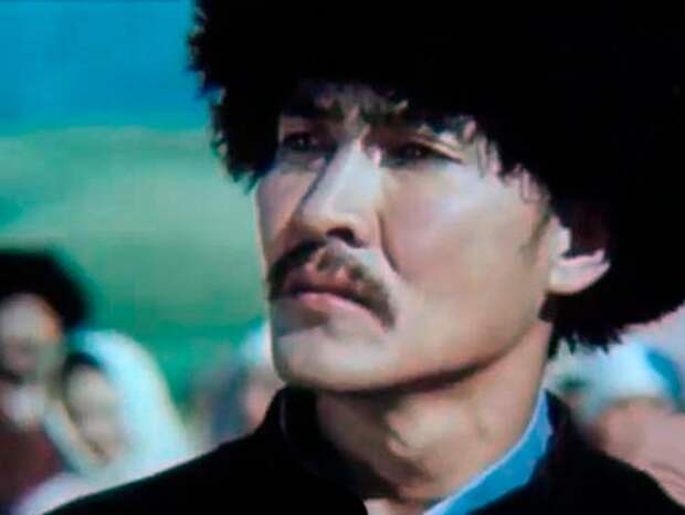 Актёр фильма «Очарованный странник» Калык Акматов скончался после долгой борьбы с раком