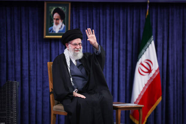 Премьер Израиля заявил о гибели аятоллы Хаменеи