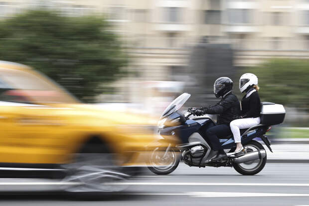 В России в 2024 году в четыре раза выросло число желающих управлять мотоциклом